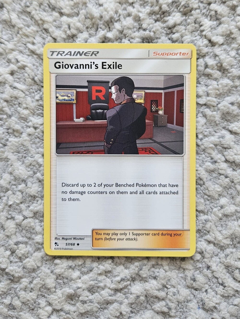 POKEMON TCG Card Giovanni's Exile Hidden Fates 57/68